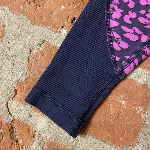 Lululemon Drop it Like it's Hot size 2 leggings purple black mesh - Picture 2 of 11